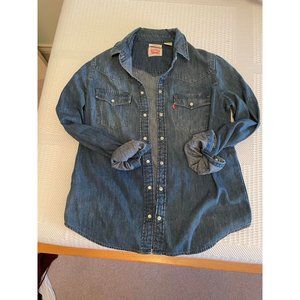 Levi's Classic Fit Denim Shirt